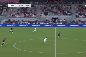迈阿密2-0领先！梅西助攻，德保罗破门